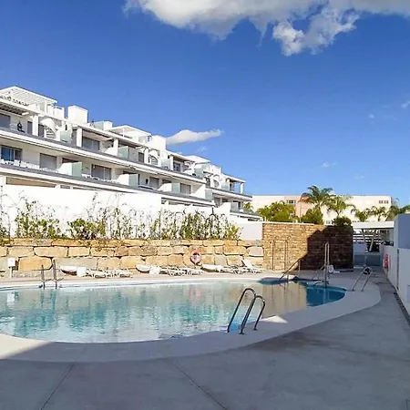 Lm111a - Modern Flat, Amazing Views * Εστεπόνα