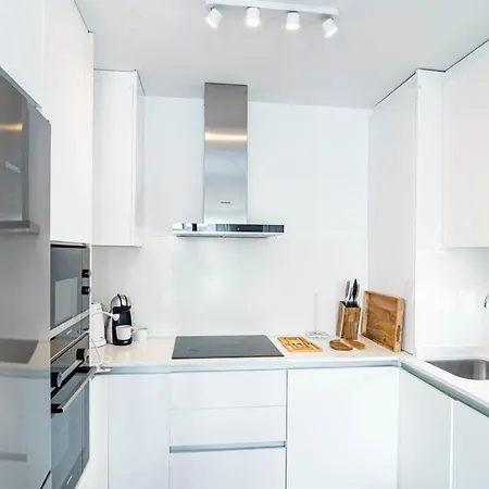 Lm11.1a- Modern Flat Amazing Views
